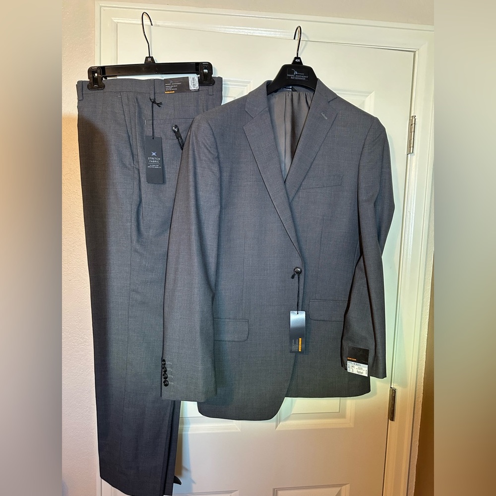 Marc Anthony suit. 40R 32X30 pants